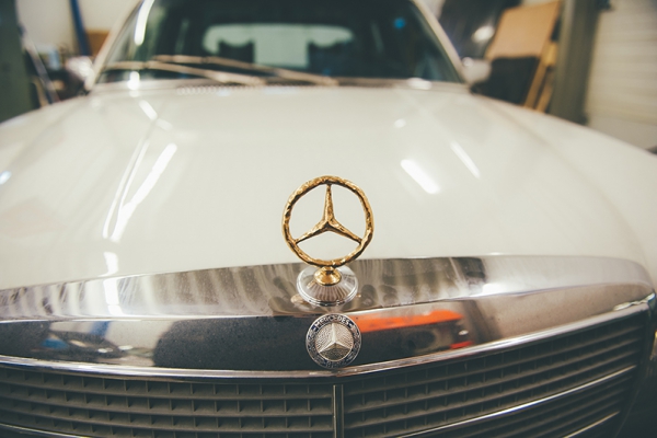 Zelf ontworpen bekleding Mercedes