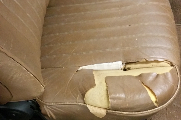 Peugeot, de bekleding was "op"